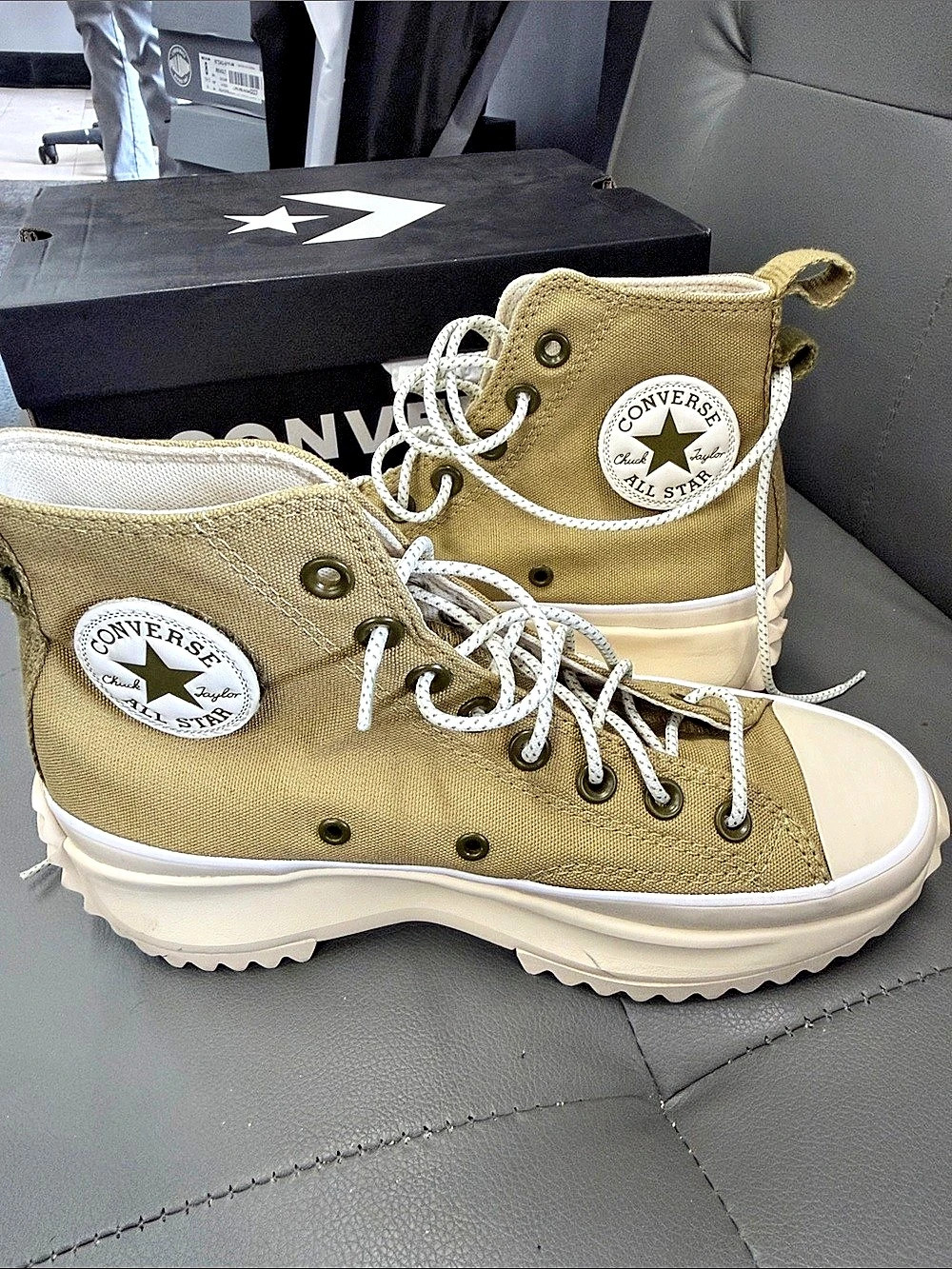 Converse Run Star Hike Platform Sneakers Green & White US 5.5 W Like New